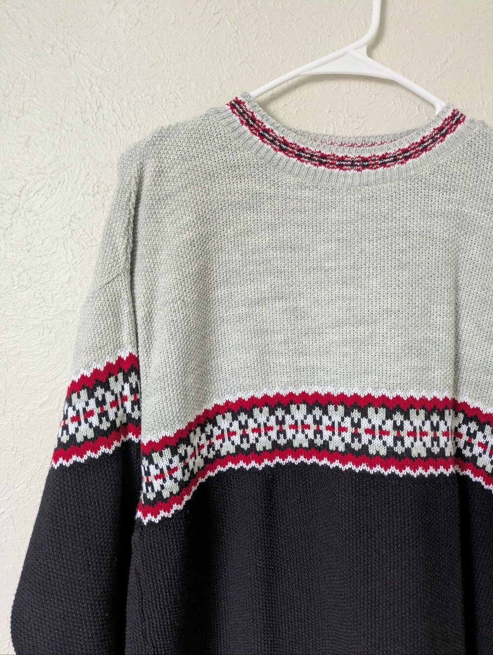 Bobbie Brooks Knit Crewneck Pullover Sweater